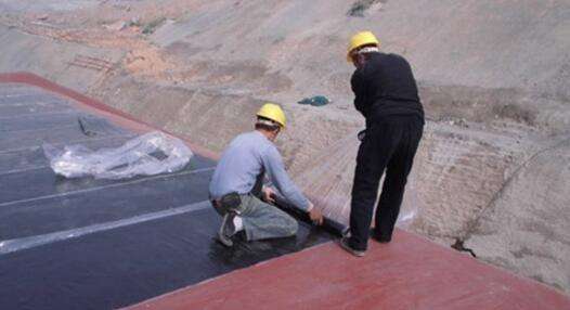 自粘卷材施工 自粘卷材施工